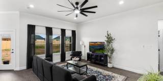 7627 Hudson Way - All Bills Paid & Fully Furnished Gallery 6