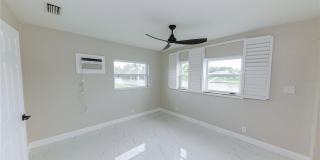 2187 WATERSIDE DRIVE Gallery 38