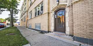 6149 W North Ave Gallery 23