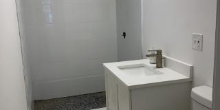 21 Moraine St Gallery 9