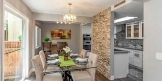 3BD/2BA – Updated Condo in Coveted Downtown Saratoga, Steps from Wildwood Park Gallery 5
