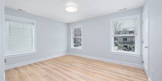 6 Edgewood Street Gallery 11