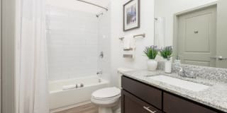55+ Senior Living Community - Zen Apartments Gallery 21