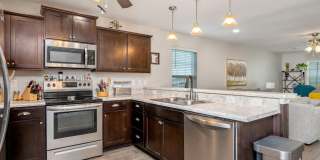 202 Wainwright Drive Gallery 4