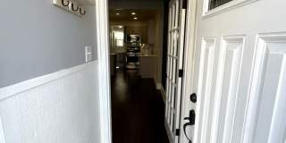 Stunning 4-Bedroom Townhome in the Heart of Fishtown! Available NOW! Gallery 5