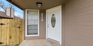 313 Greenlawn Blvd Round Rock, TX. 78664 Gallery 3