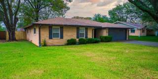 136 Poinsetta Circle Gallery 1