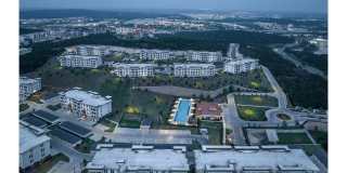 Reveal Skyline Gallery 53