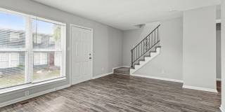 Summer Special! Updated 3BR Townhome with Basement + $250 Off First Month’s Rent Gallery 8