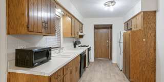 1019 S Oakley Boulevard Gallery 4