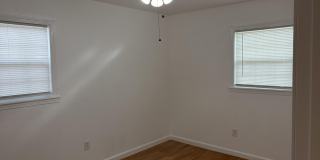 2726 E Colgate Street Gallery 9