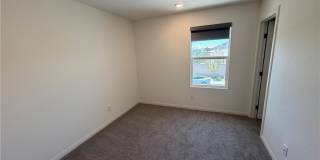 8030 Minavalle Avenue Gallery 25