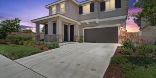 Beautiful Home with Private Climate Controlled Suite Gallery 1