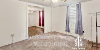 338 South Locust Street Gallery 9