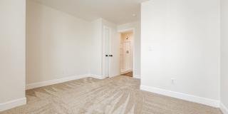 Luxury 2 Bed, 2.5 Bath Home with Two-Car Garage in Downtown Charleston Gallery 10