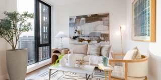 Reva Gallery 30
