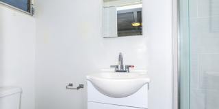 Tropic Gardens - renovated, split level 2, bedroom, 2 bath with 2 parking stalls Gallery 26