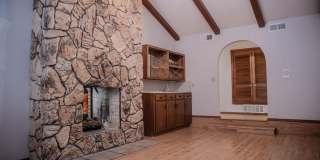 4521 R L SHOEMAKER Drive Gallery 2
