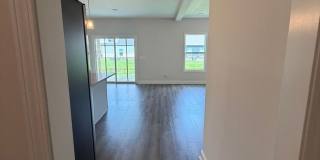 4 Bedroom Dog Friendly Home For Rent Near Post! Gallery 19
