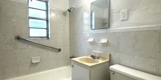 Centrally Located Gated Property Just Outside of Downtown Miami Gallery 22