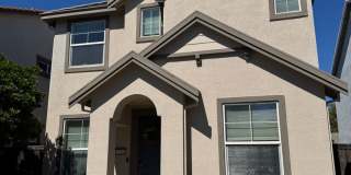 NICE 2 STORY WEST ROSEVILLE HOME! NICE 2 STORY WEST ROSEVILLE HOME! Gallery 1