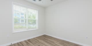 Arboretum West Gallery 47