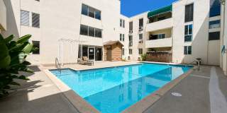 Tarzana Five Apartments Gallery 5