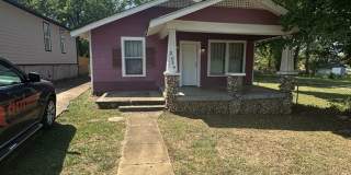Cozy 2 Bedroom 1 Bathroom - Minutes to Downtown! Gallery 1