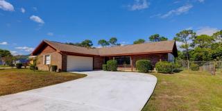 543 SE Greenway Terrace Gallery 1