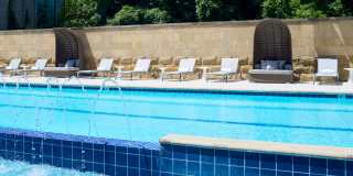 Ovation at Park Crest Gallery 43