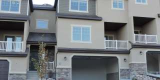Newer 3 Bed Town Home - Provo's Southeast Bench Newer 3 Bed Town Home - Provo's Southeast Bench Gallery 1