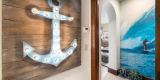 16 Shore Walk Gallery 55