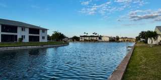 2 bedroom 1.5 bathroom First Floor Condo in Cape Coral Gallery 12
