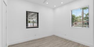 517 NW 1st Street Gallery 15