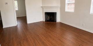 Sherman Oaks 2BD w/ Private Backyard, In-Unit W/D & Parking Gallery 5