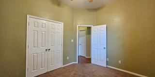RENT REDUCTION & AVAILABLE NOW! Gallery 15