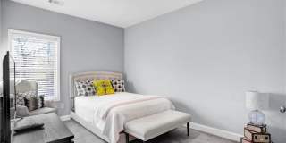 1395 Marion Street SE Gallery 21