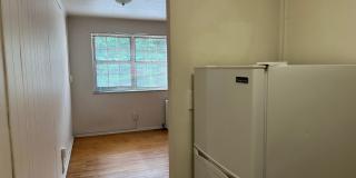 5424 Fifth Avenue Gallery 136