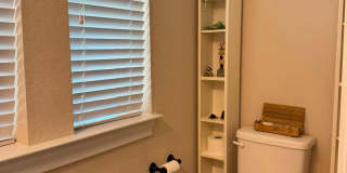 Welcome home to 8603 Phoenix Ave! Gallery 6