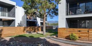 Peaks at Los Ranchos Gallery 9