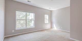 5140 DONOVAN Drive Gallery 29