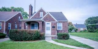 Beautiful three bedroom two bathroom house ready for move in! Gallery 1