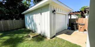 Custom built, almost brand new one story 3/2 home with all of the East Hill charm! Gallery 19