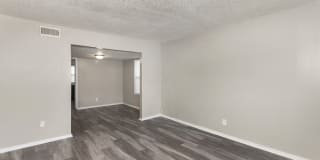 Ravenwood Apartments Gallery 12