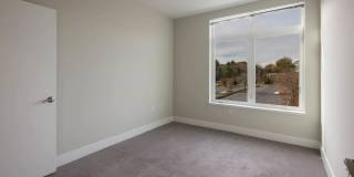 The Reserve at Burlington Gallery 76