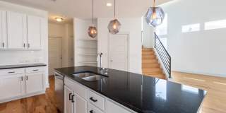 Amazing and peaceful 3/2.5 home in Austin! Amazing and peaceful 3/2.5 home in Austin! Gallery 11