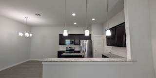 3/2/2 Duplex near Hwy 46 /Fridge Included / No Carpet / Fenced Backyard / CISD *2 weeks free rent* Gallery 11