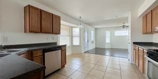 West El Paso 3bed 2.5bbath refrig A/C Home Gallery 15