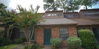 2/2 Townhome in Continental Oaks Community, close to campus Gallery 1