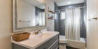 105 Gladiola unit: B Gallery 16